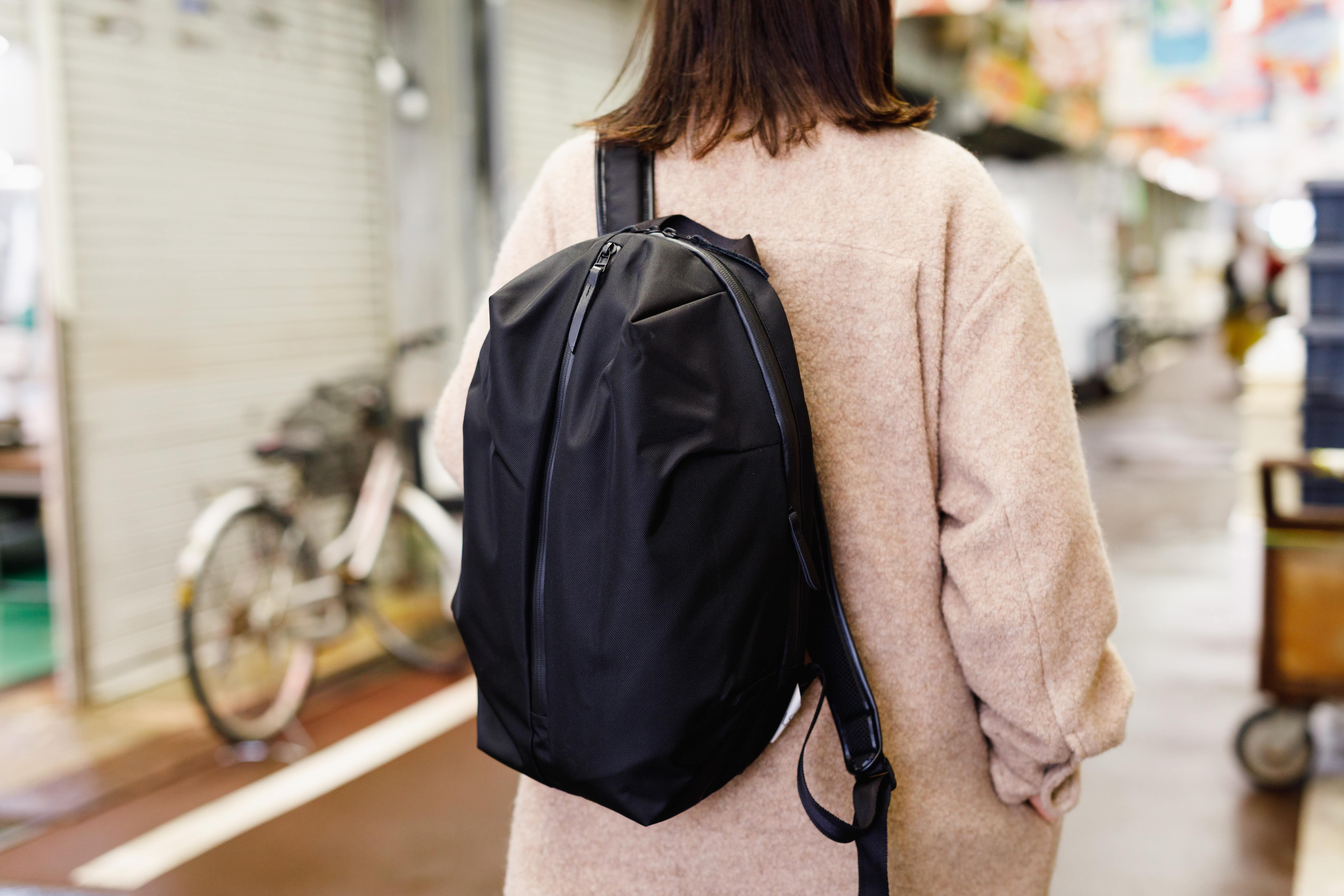 『 LIVERAL 』　人気のBAGPACK タマゴ(egg)型バックパックについて