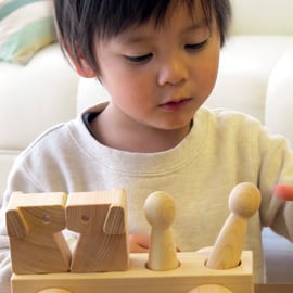 てのひらえほん•寺内定夫の木のおもちゃ•国産の木のおもちゃ てのひらえほん•寺内定夫の木のおもちゃ•国産の木のおもちゃ
