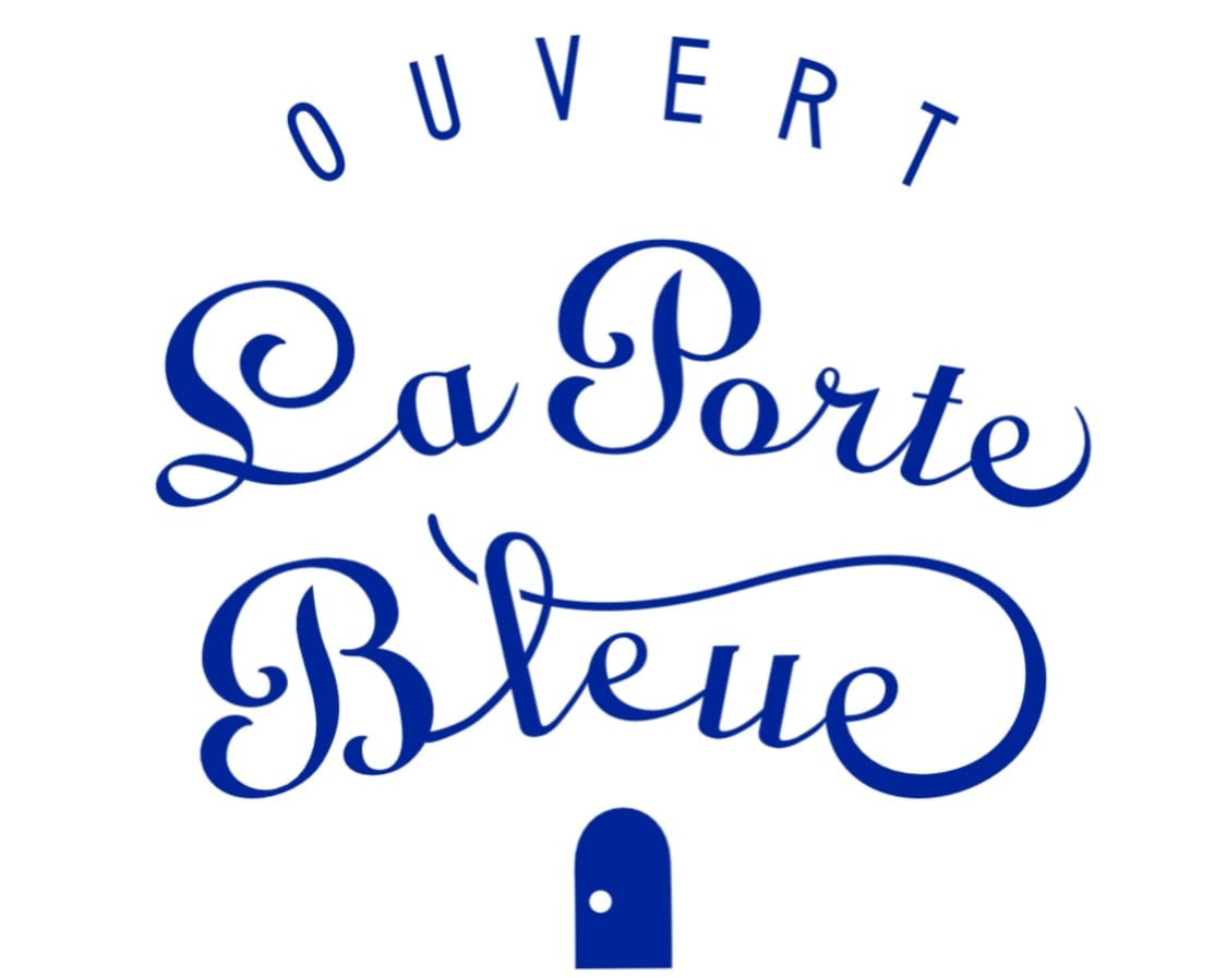  LA PORTE BLEUE