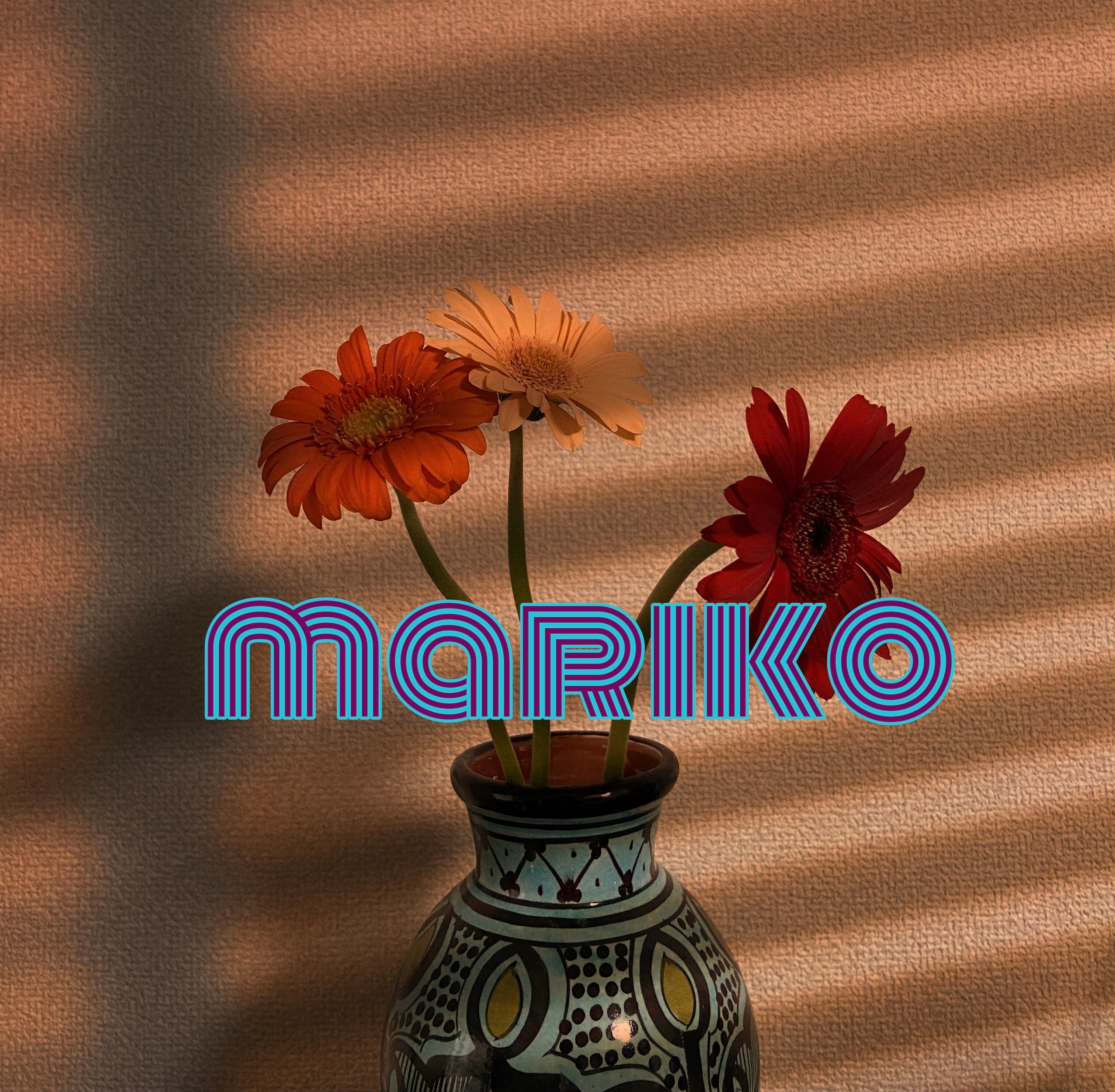 〻 m a r i k o 〻