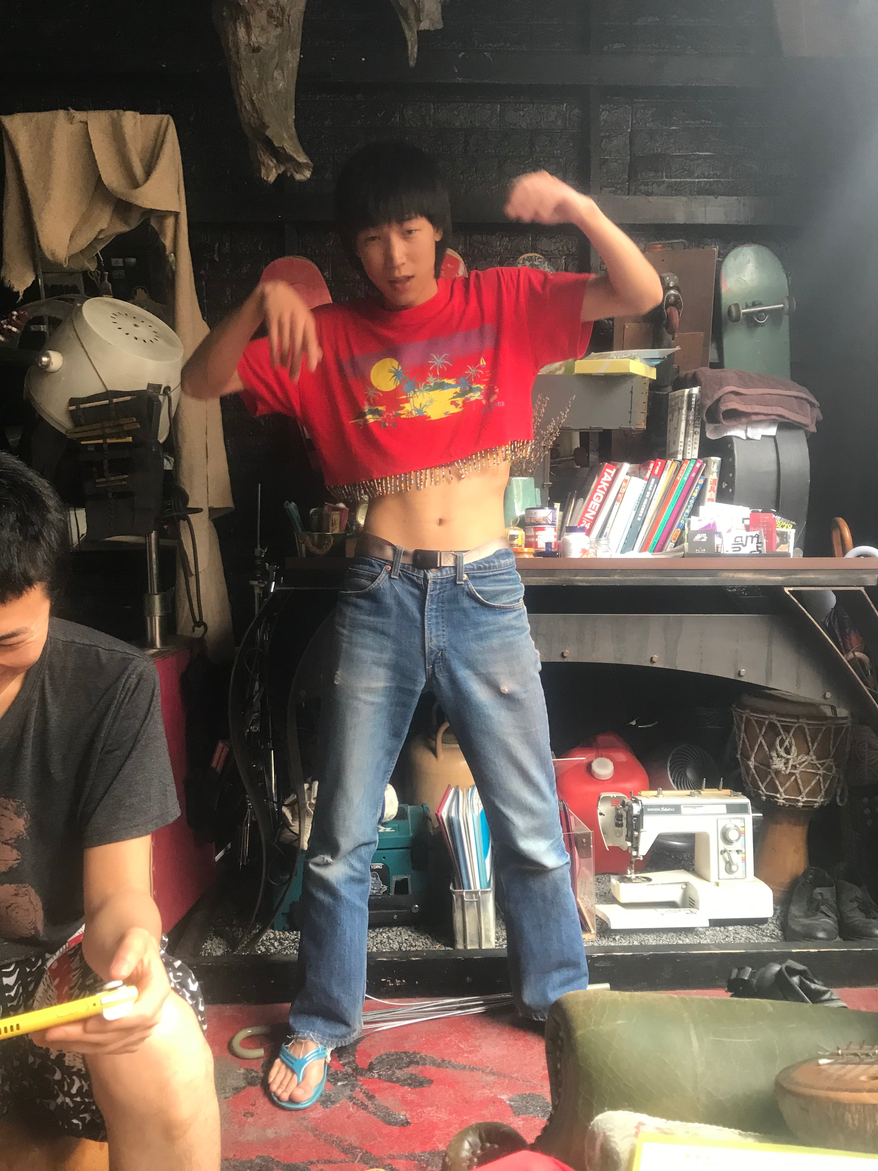 貴一