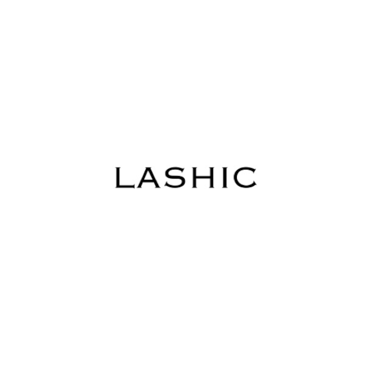 LASHIC 光が丘店の外観