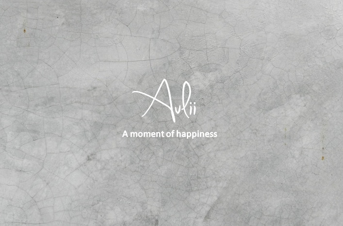 Aulii   a moment of happiness