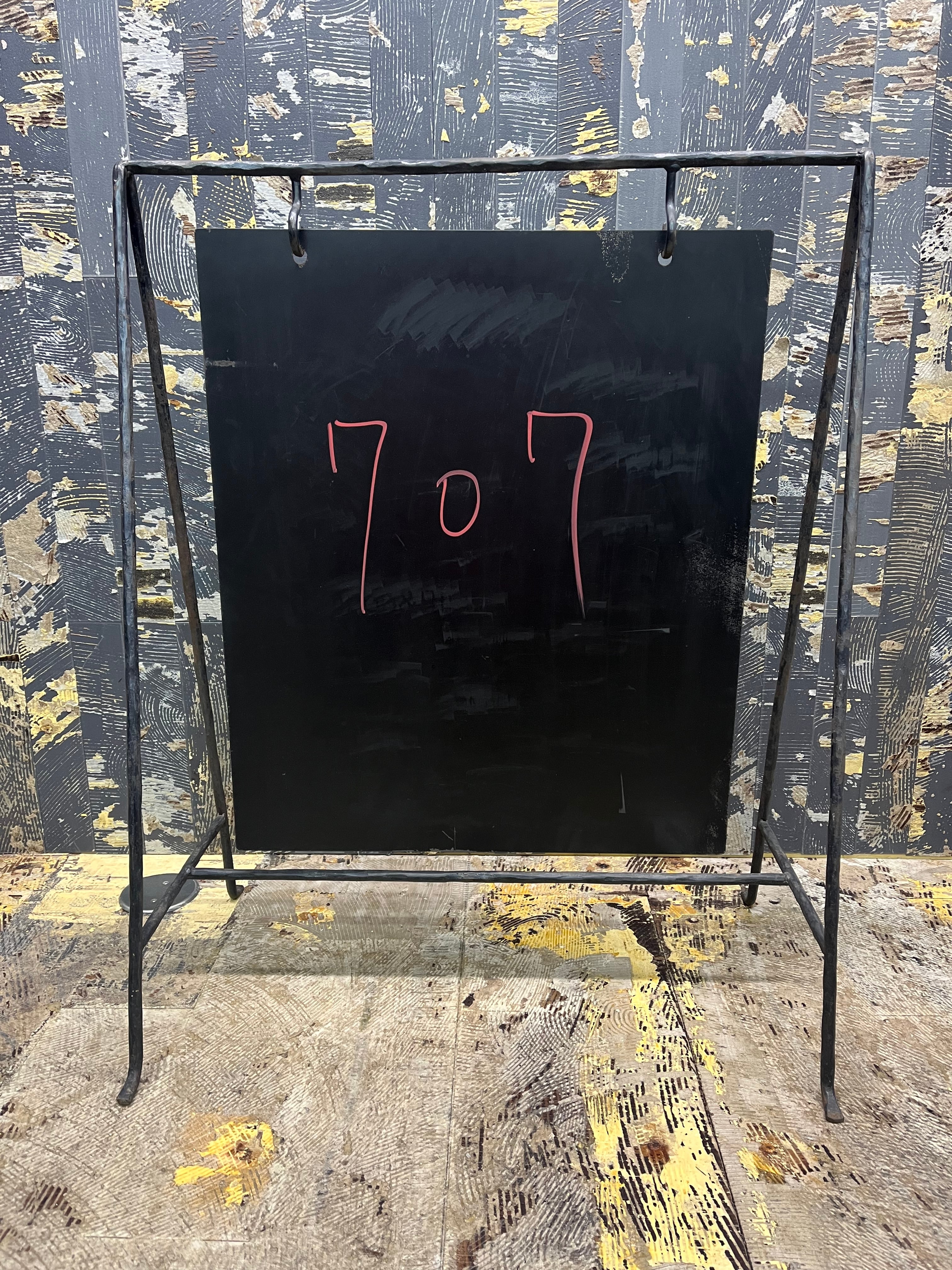 707