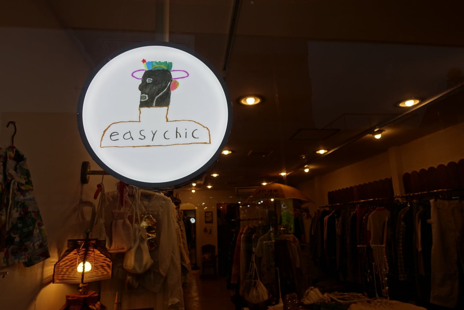 easychic(イージーシック) vintage store
