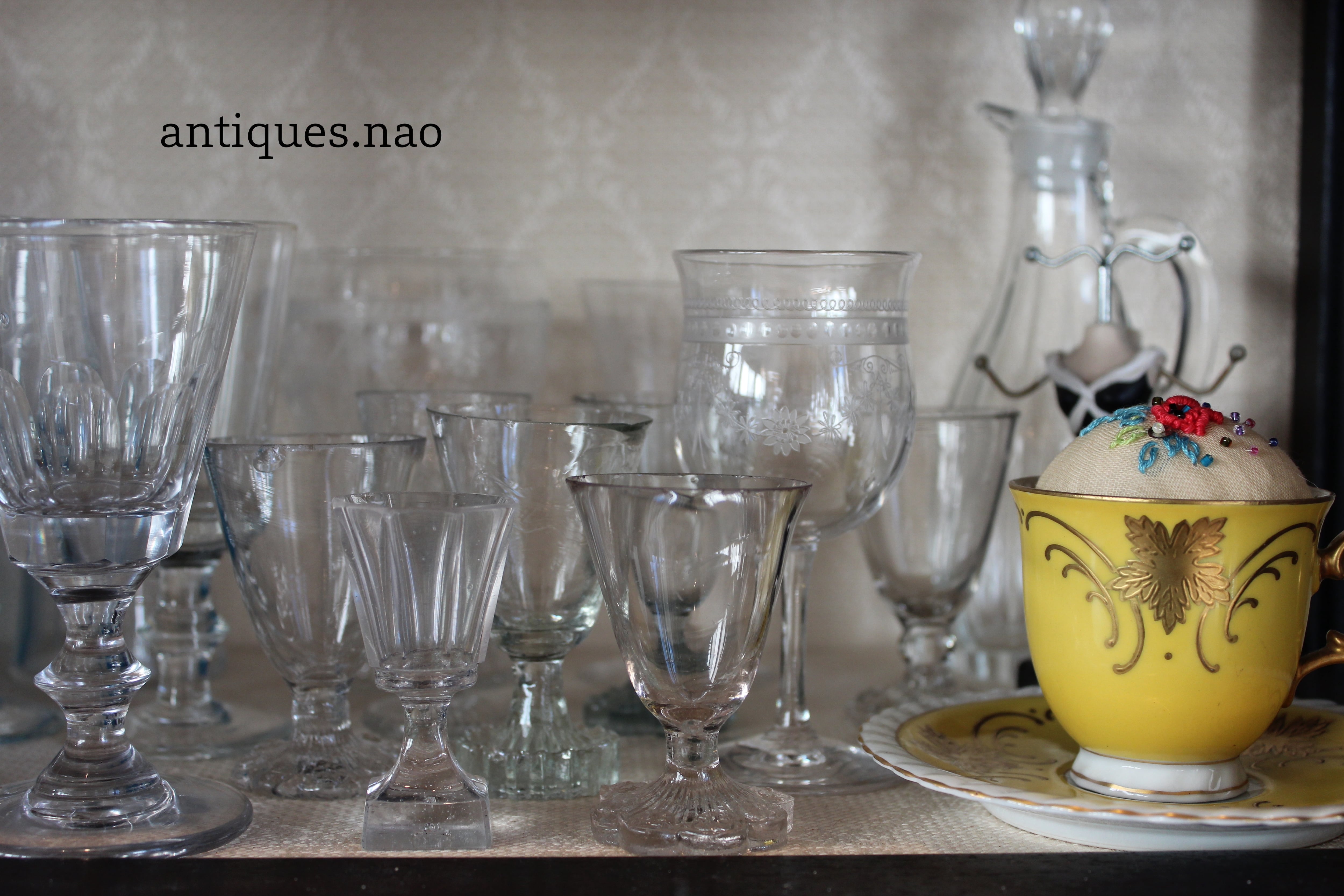antiques.nao