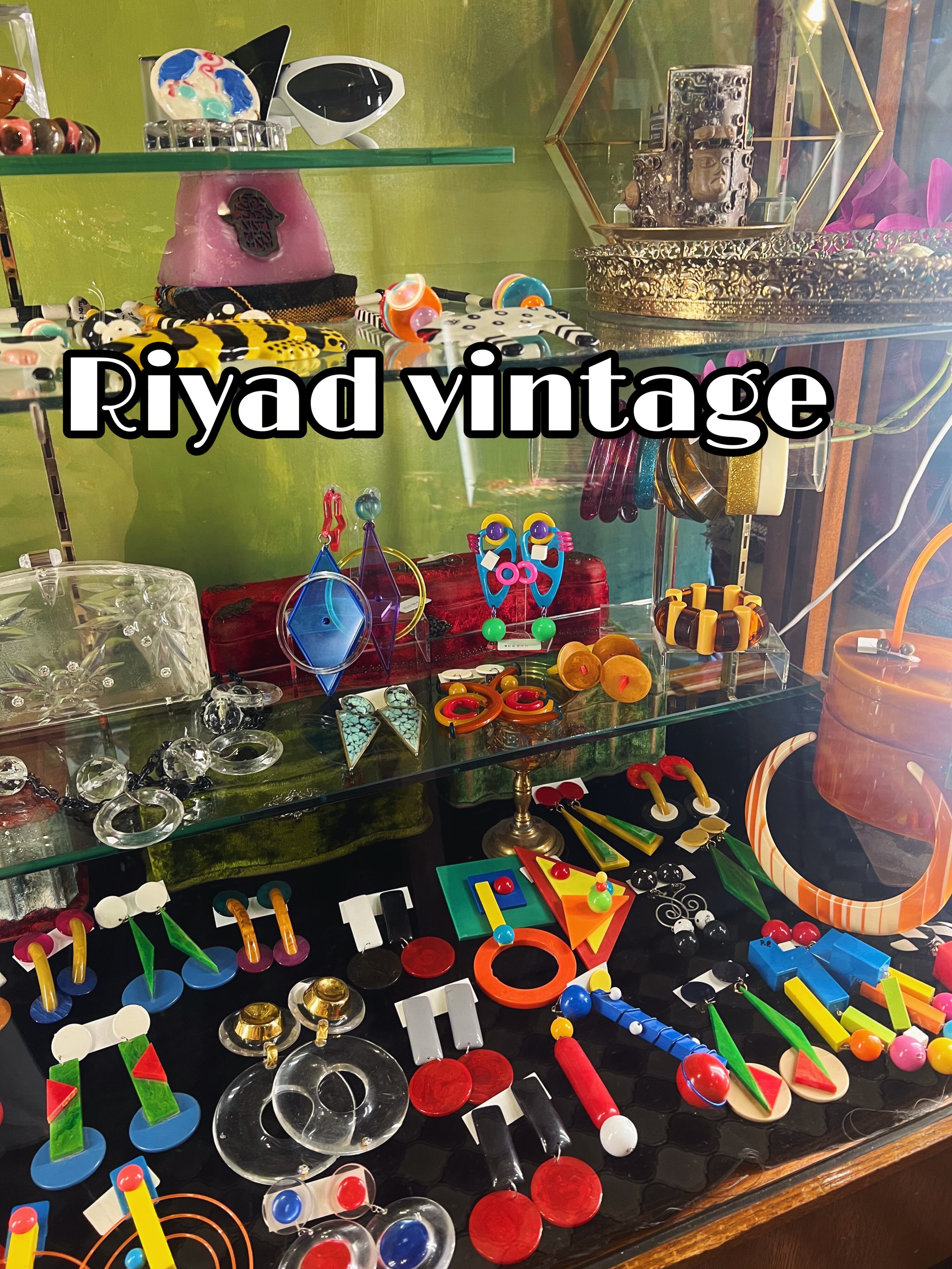 Riyad vintage shop
