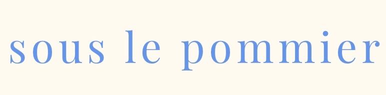 sous le pommier