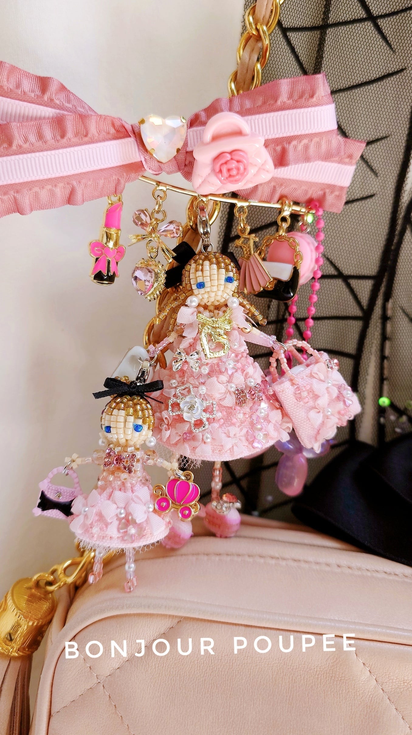 BONJOUR POUPEE